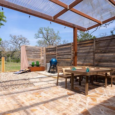 Romantic Tiny Luxury Retreat W Heated Pool, Sauna N Outdoor Shower In Wimberley 10 Acres Zewnętrze zdjęcie